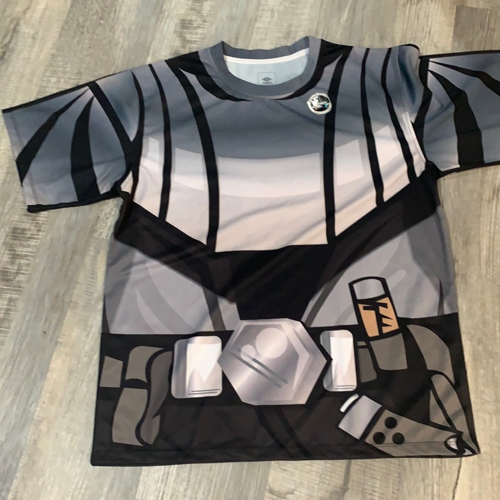 Men’s T-shirt size L